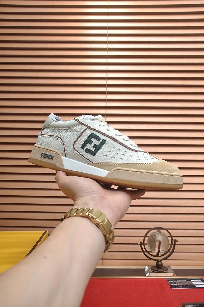 Men's shoes 💰600💶 [Fendi] The latest couple model 🔥 Many 💑 stars have the same style. FD match is a one-to-one replica of the original version. The first fendi match created by designer Kim Jones and Trainer basketball sneakers by Donkey. Material: Original silk leather. Lining: breathable mesh. Packaging: Original 1:1 matching high-end packaging. Size: Female 35-40 Male 38-44 (45 46. Custom-made (no return or exchange)